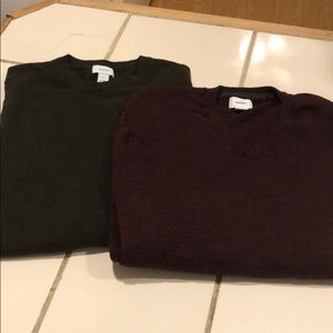 Two long sleeve Old Navy Sweaters